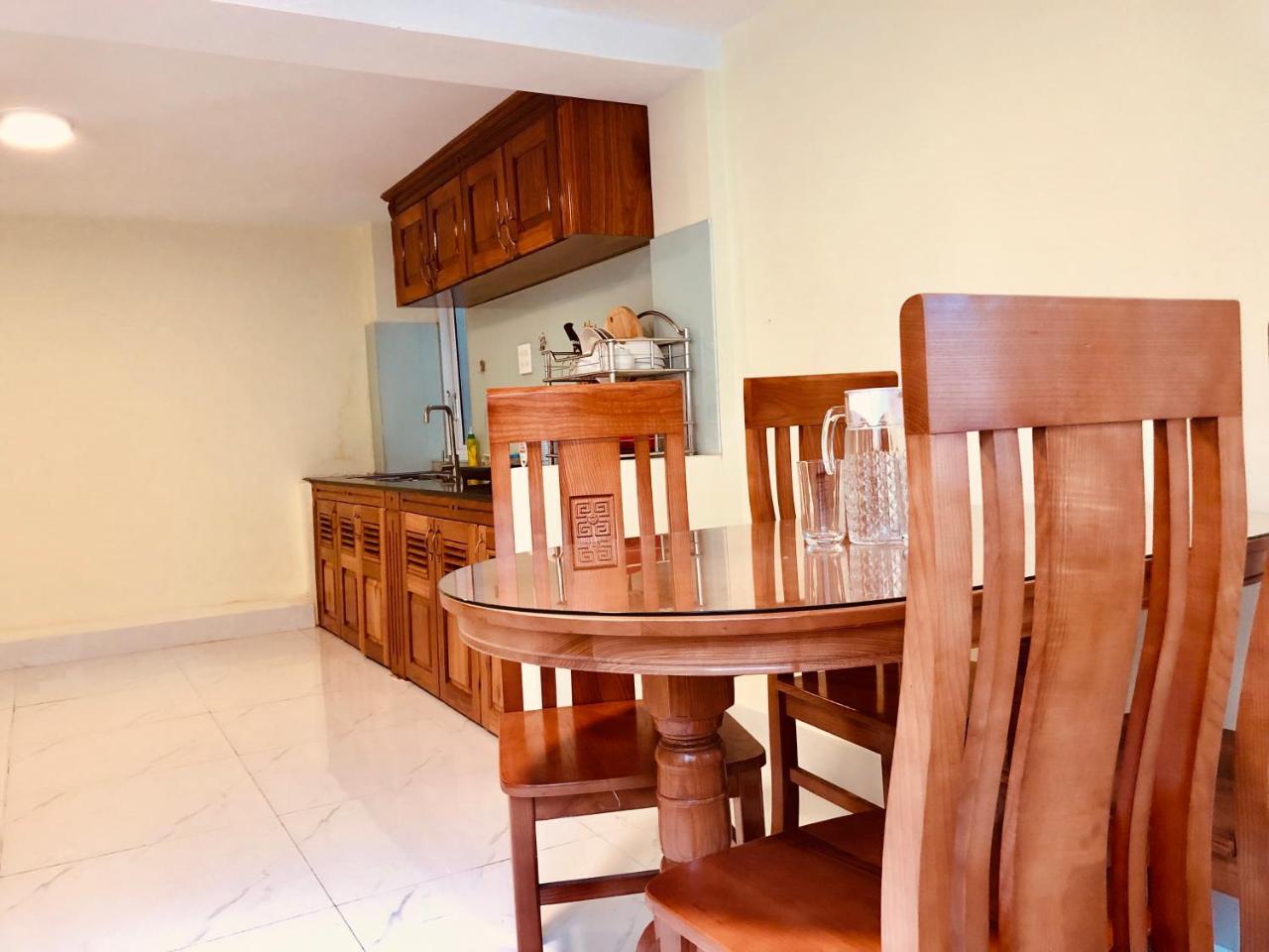 Ngoc Huong Hostel & Apartments Quy Nhon Dış mekan fotoğraf